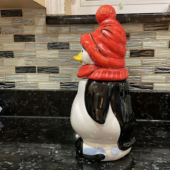 Pfaltzgraff Penguin Skate Red White Black Cookie Jar In Box- Box Has Damage - Picture 4 of 13